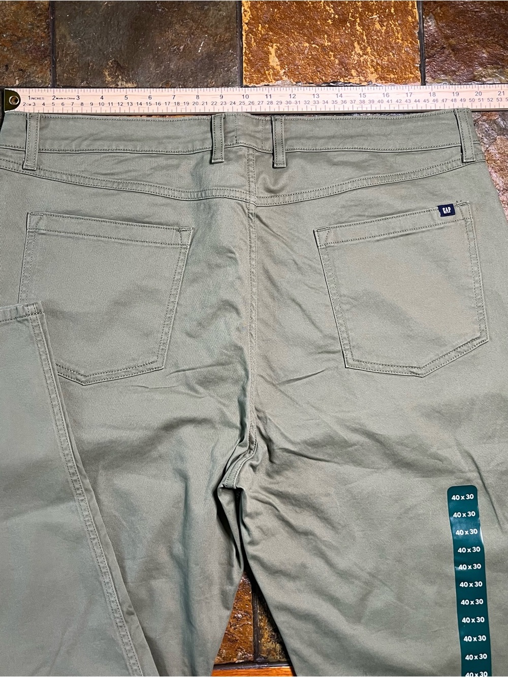 NWT Gap Men's Slim Fit 5-Pocket Soft Stretch Pants-Size 40/30